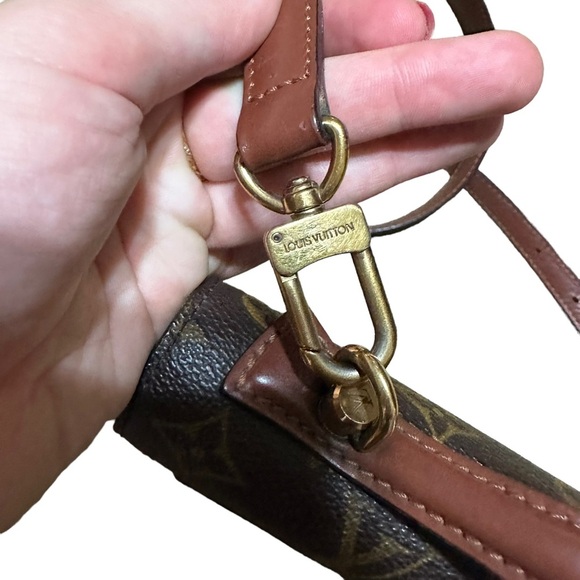 Louis Vuitton Authentic Monceau Travel Bag Monogram Canvas Cross Body Bag - Picture 3 of 12